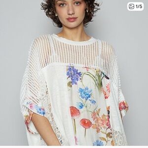 POL White Floral Knit Top